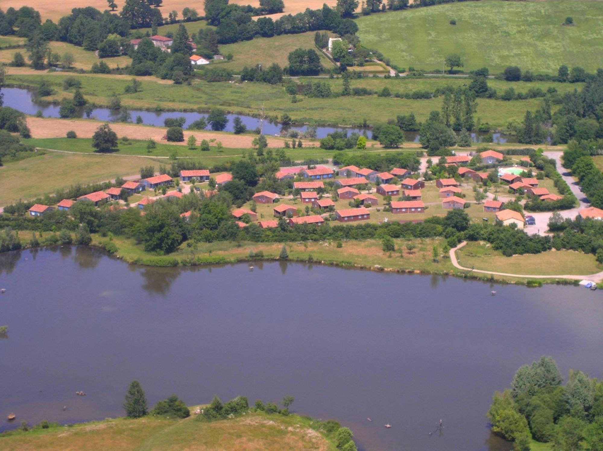 Pescalis Residence Les Maisons Du Lac Moncoutant Eksteriør bilde